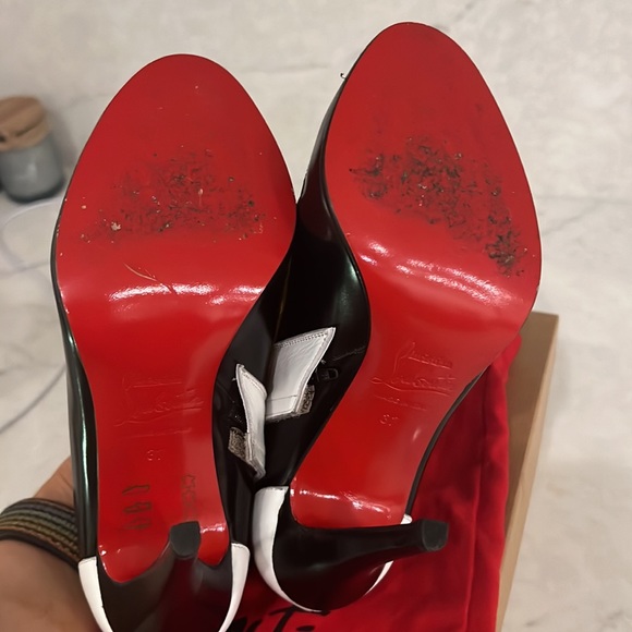 Christian Louboutin Pierced Ankle Bootie 37 / 7 - Picture 4 of 10